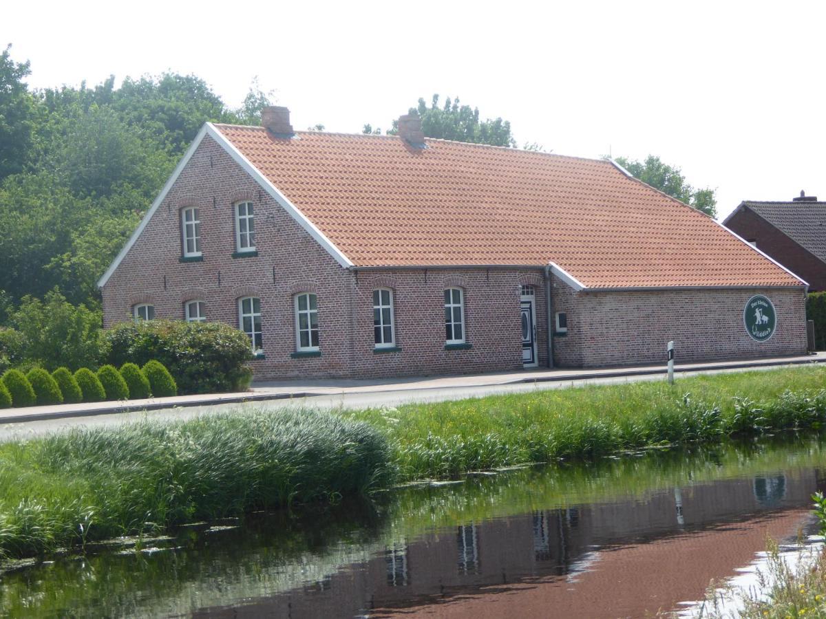 Ferienwohnung Gulf Im Gulfhof Am Kanal Grossefehn Экстерьер фото